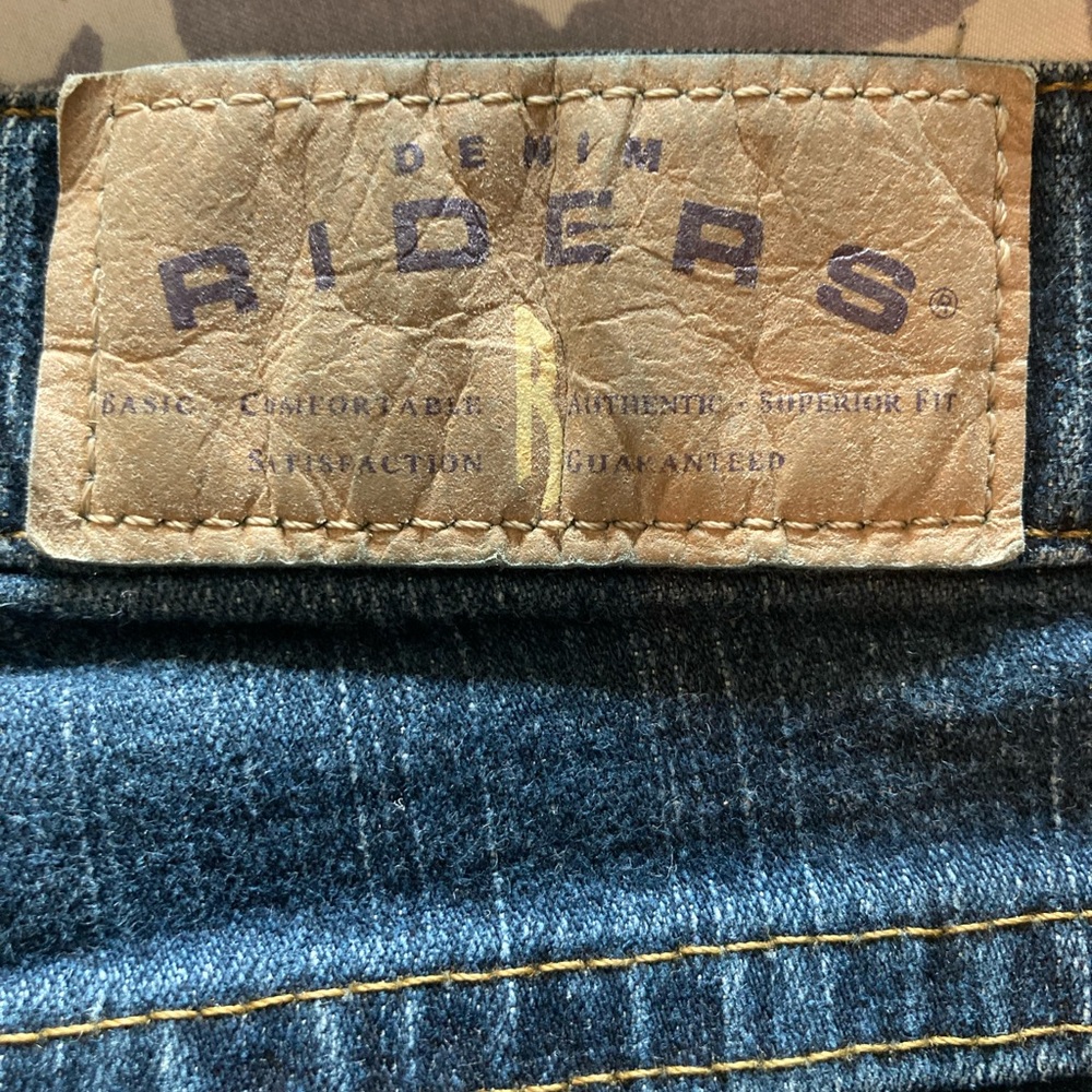 Ladies Rider Jeans - Picture 3 of 4